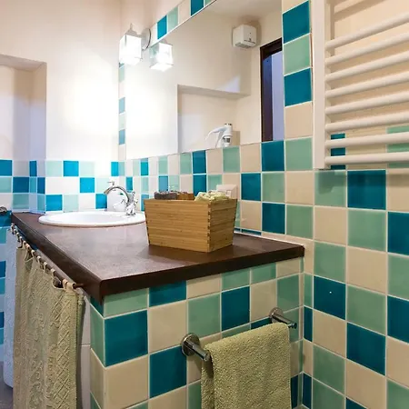 Lucia Minerva 18 דירה