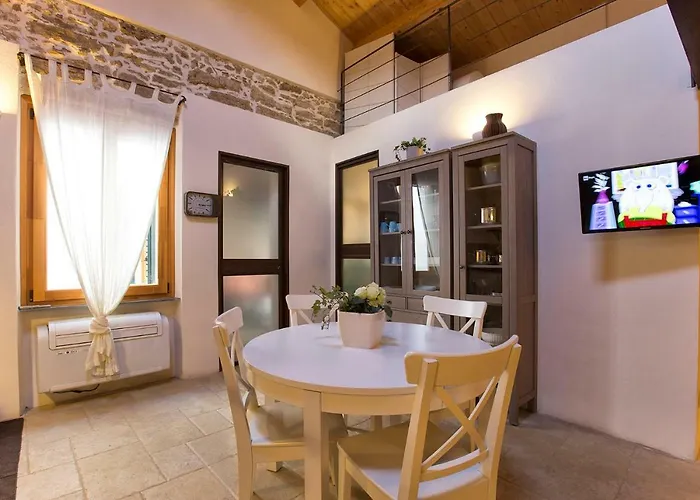 Lucia Minerva 18 アパート アルゲーロ